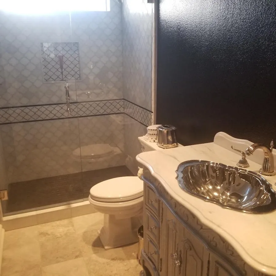 Professional plumbing work and bathroom remodeling in Tucson Estates